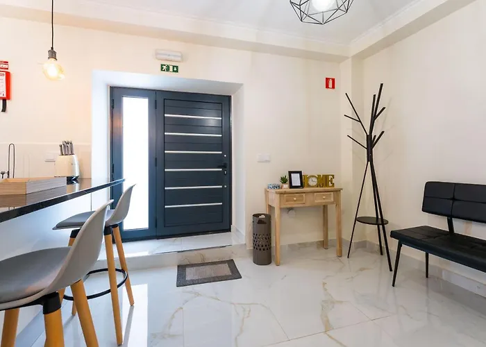 Flh Triplex With Terrace Santa Cruz (Madeira)